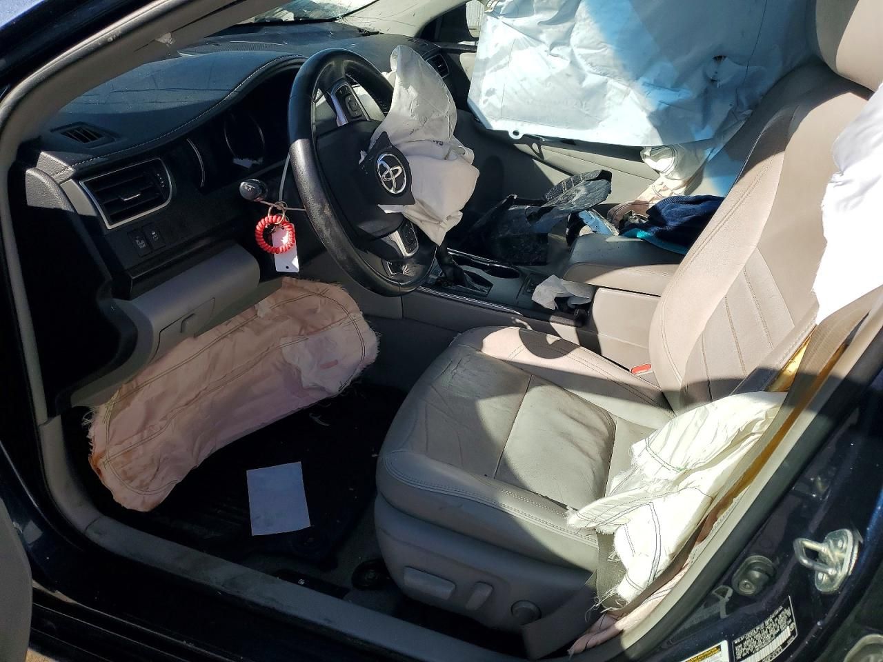 2016 Toyota Camry le