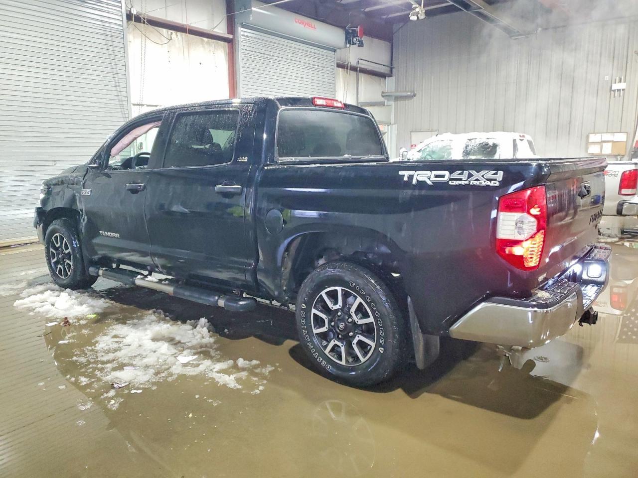 2018 Toyota Tundra SR5