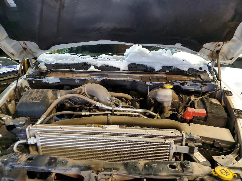 2022 Dodge Ram 1500 Classic slt