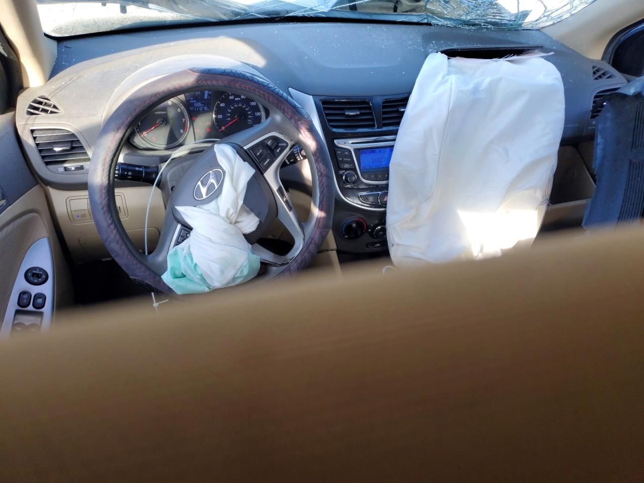 2013 Hyundai Accent gls