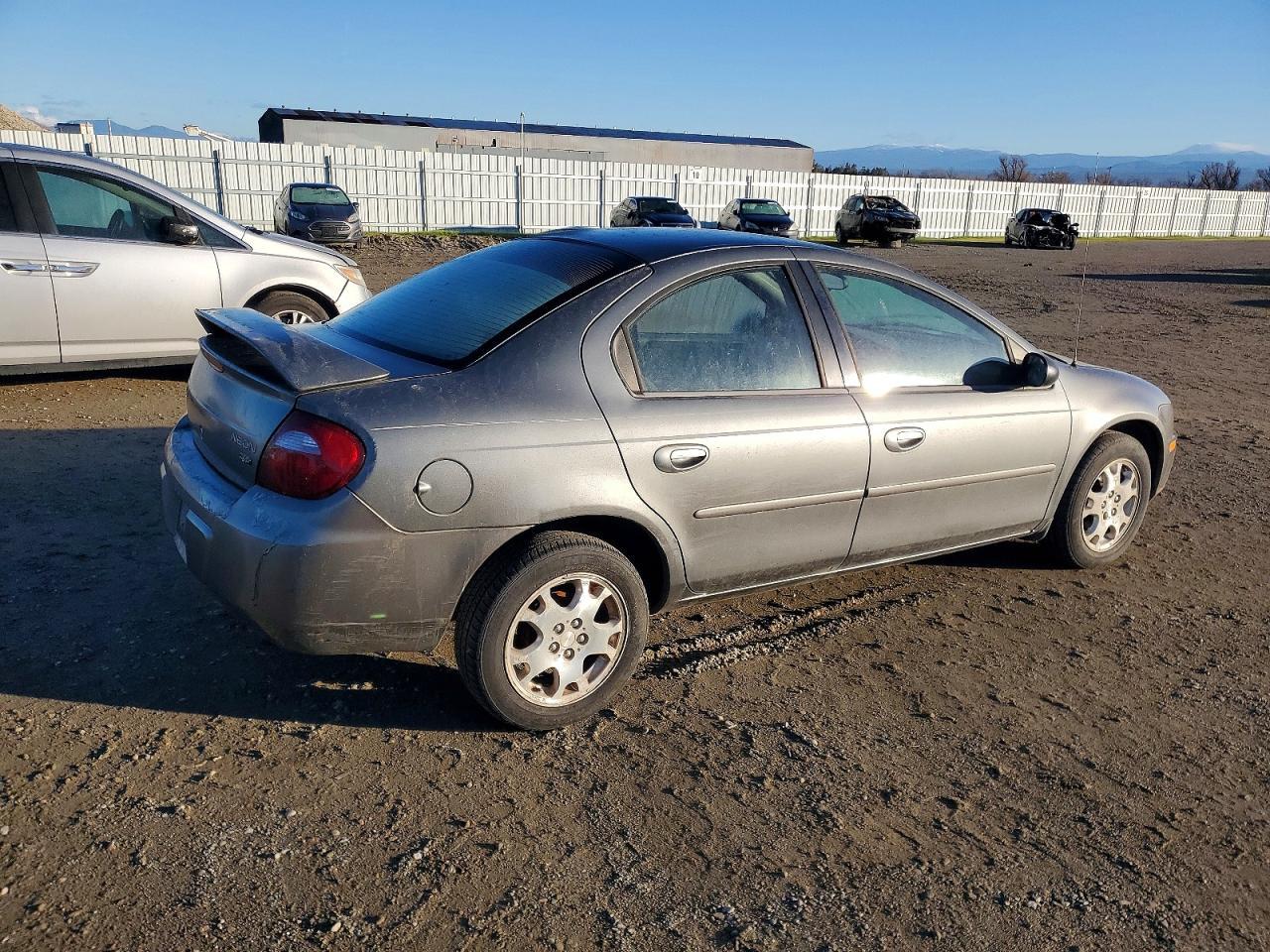 2005 Dodge Neon sxt