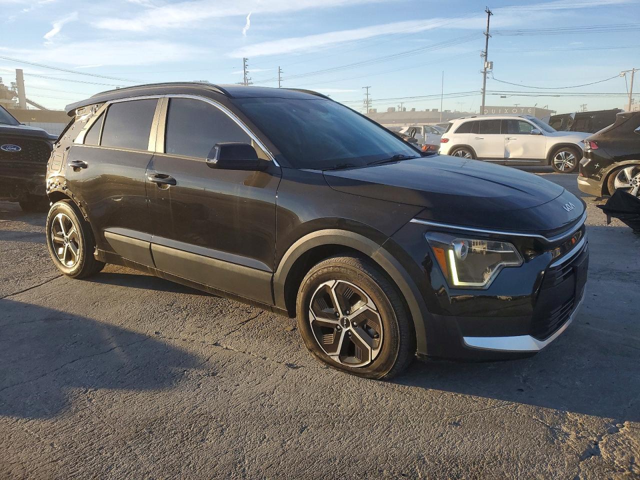 2023 KIA Niro ex