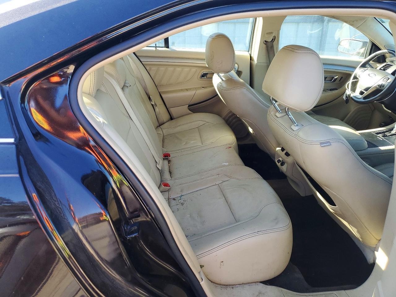 2013 Ford Taurus sel