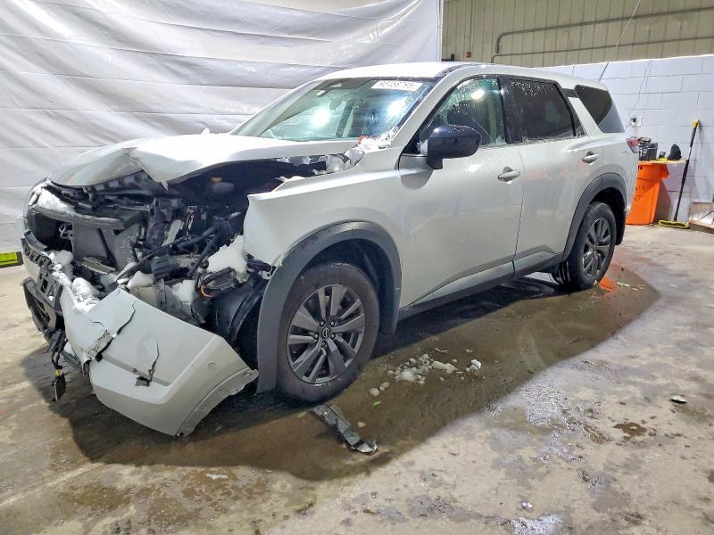 2023 Nissan Pathfinder s