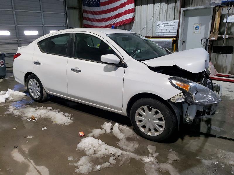 2019 Nissan Versa s