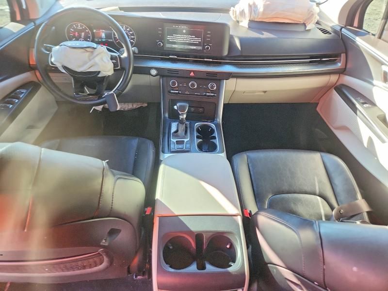 2022 KIA Carnival lx