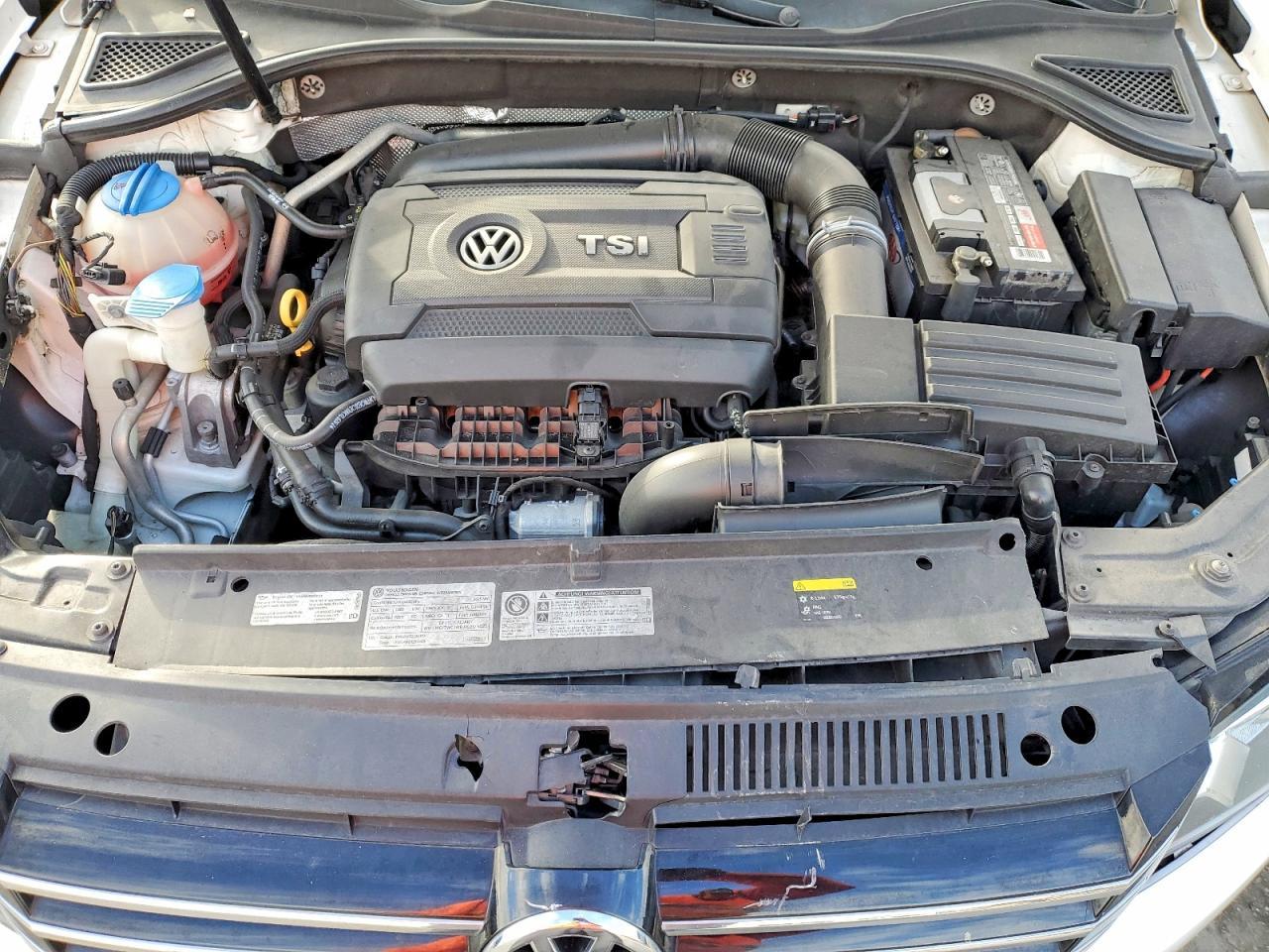2015 Volkswagen Passat s
