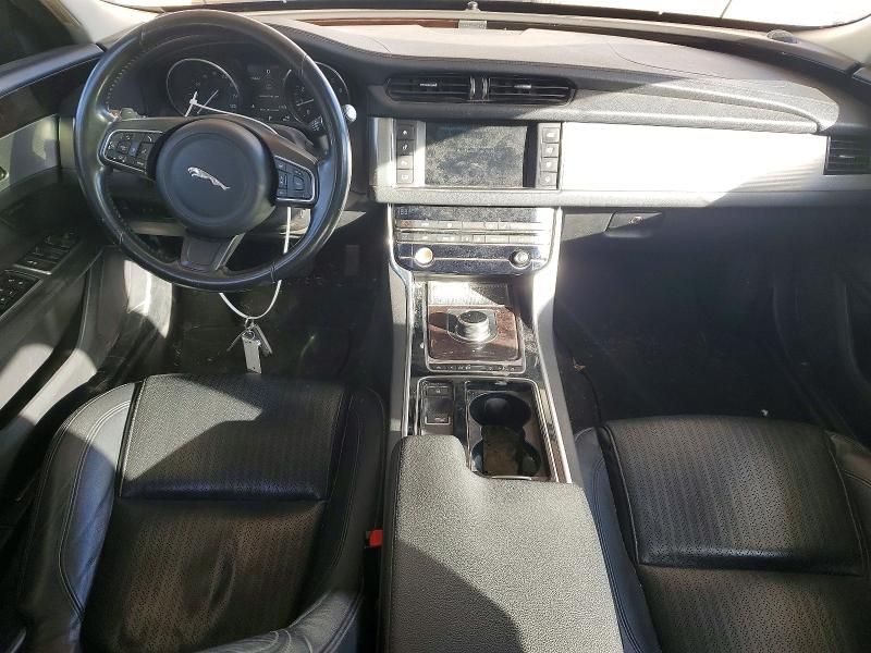 2017 Jaguar Xf Prestige