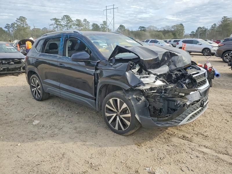 2022 Volkswagen Taos se