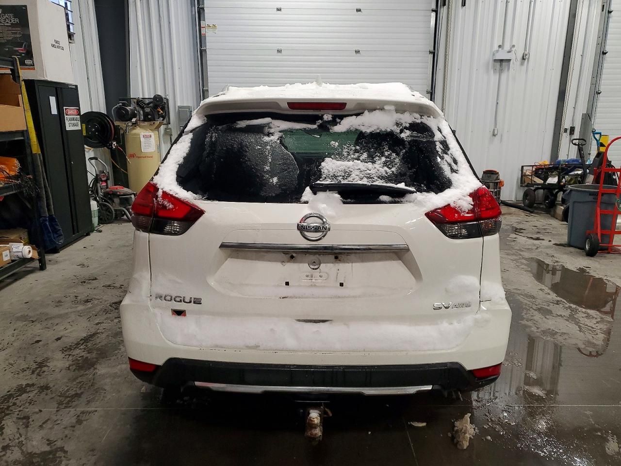 2017 Nissan Rogue sv