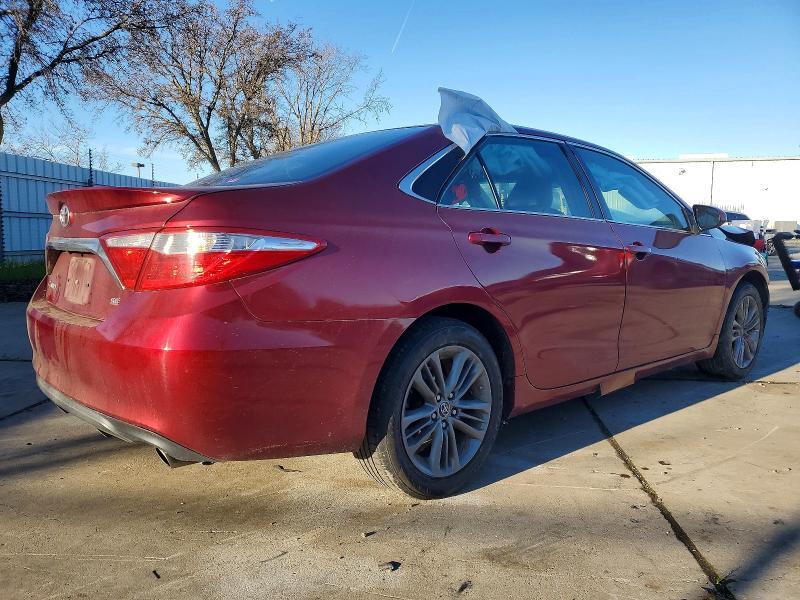 2015 Toyota Camry le