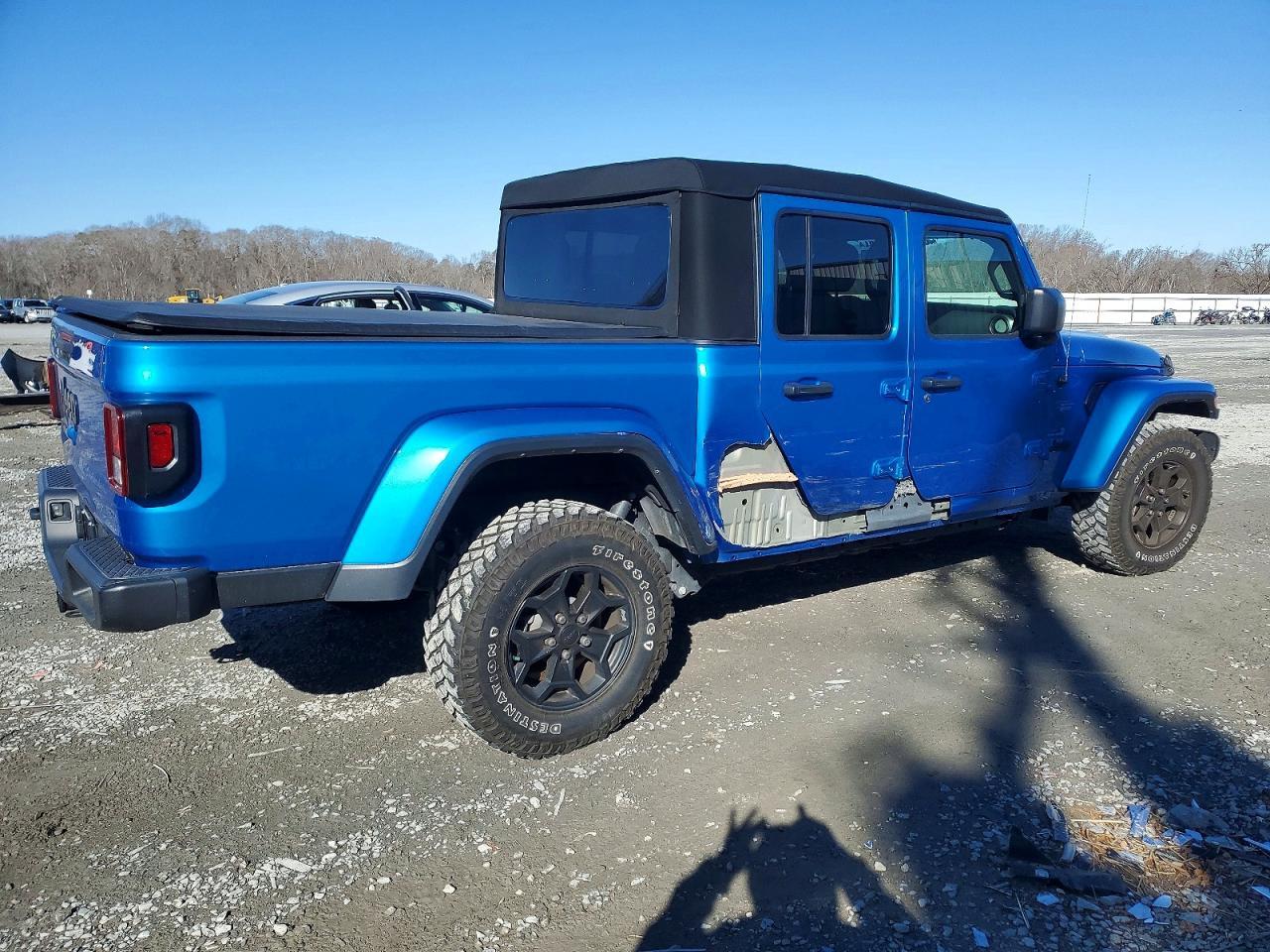 2022 Jeep Gladiator Sport