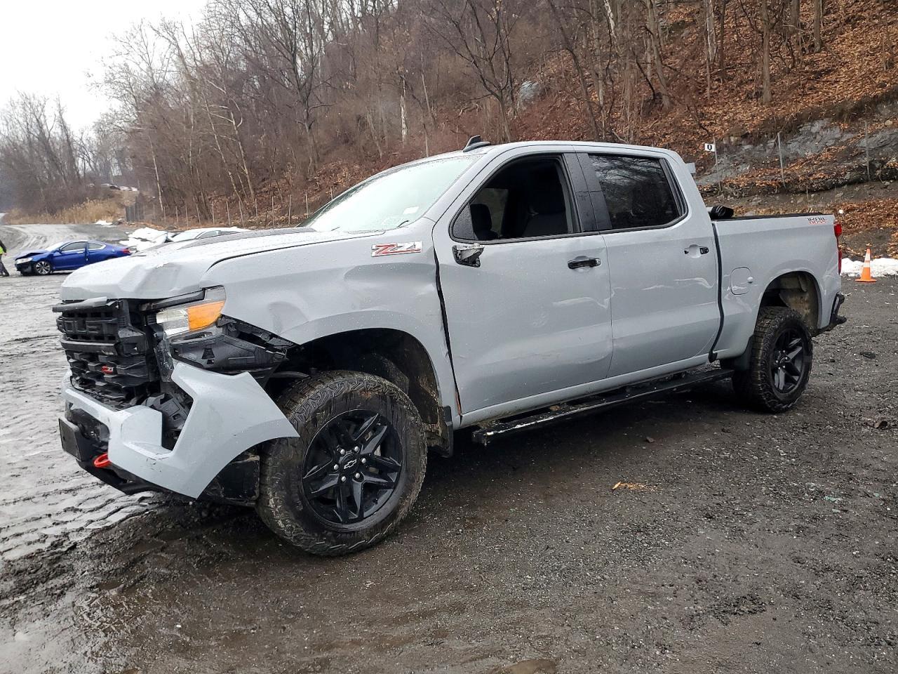 2024 Chevrolet Silverado K1500 Trail Boss Custom