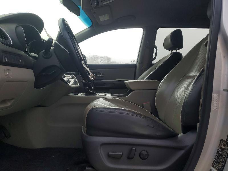2016 KIA Sedona lx