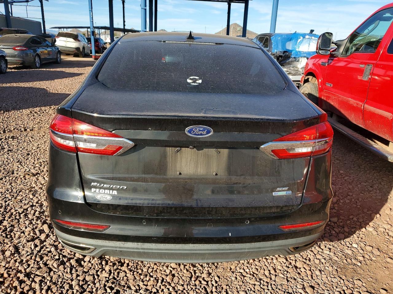 2019 Ford Fusion se