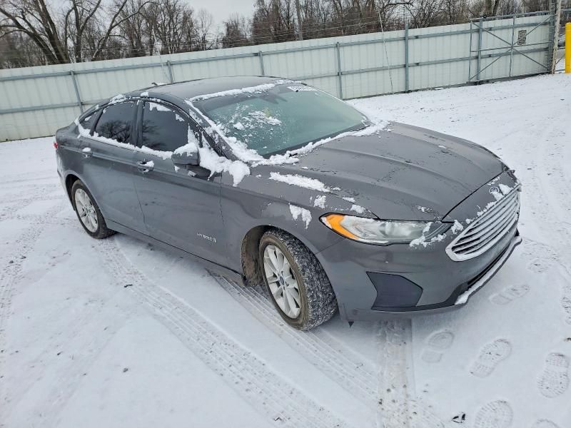 2019 Ford Fusion se