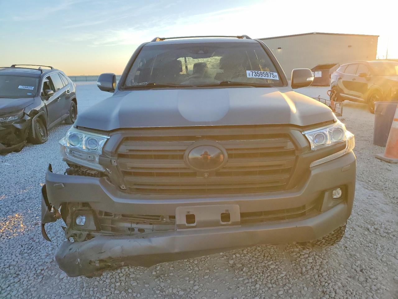 2016 Toyota Land Cruiser