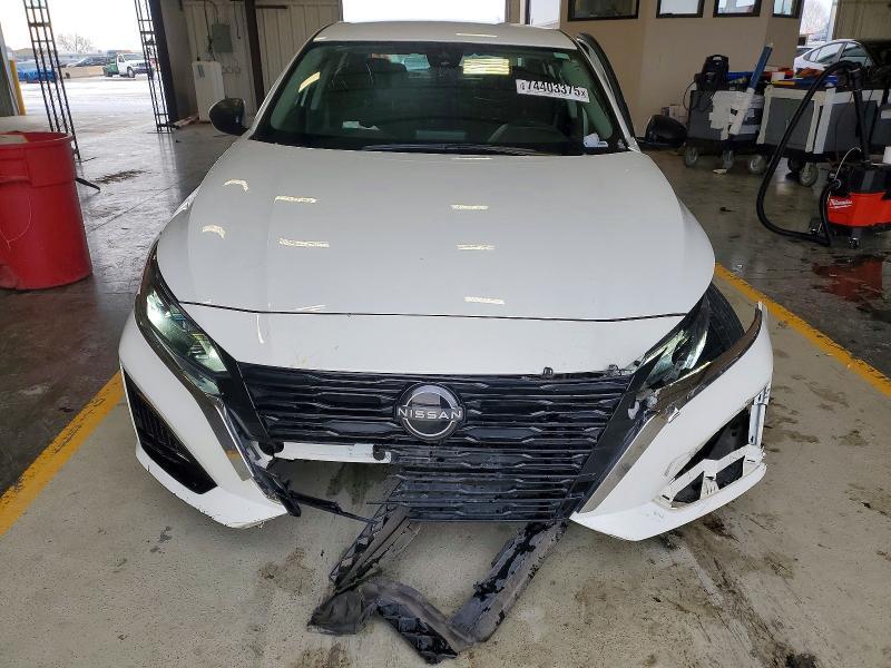 2024 Nissan Altima 2.5 s