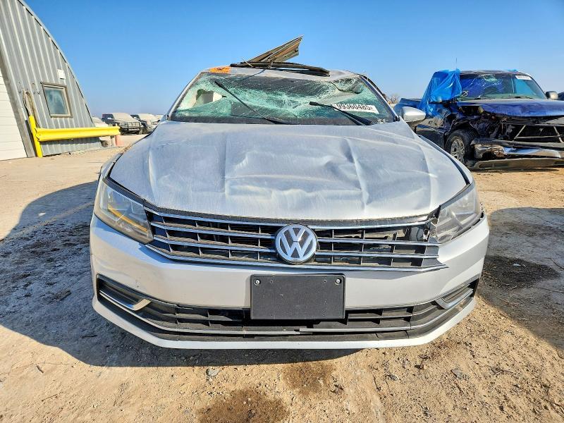 2019 Volkswagen Passat Wolfsburg