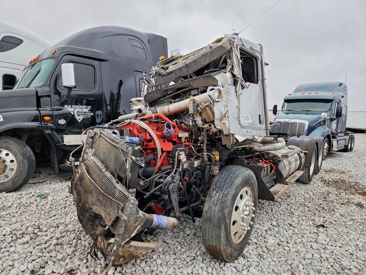 2023 Kenworth T800 Semi Truck