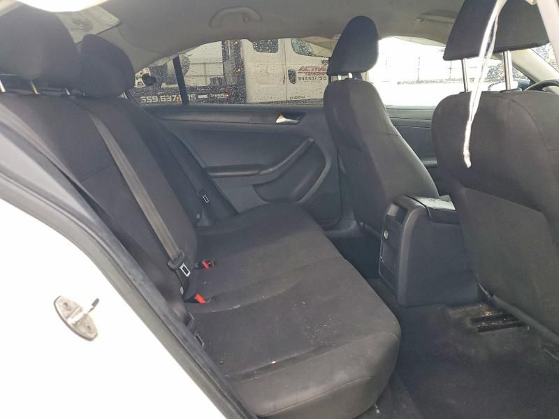 2015 Volkswagen Jetta Base