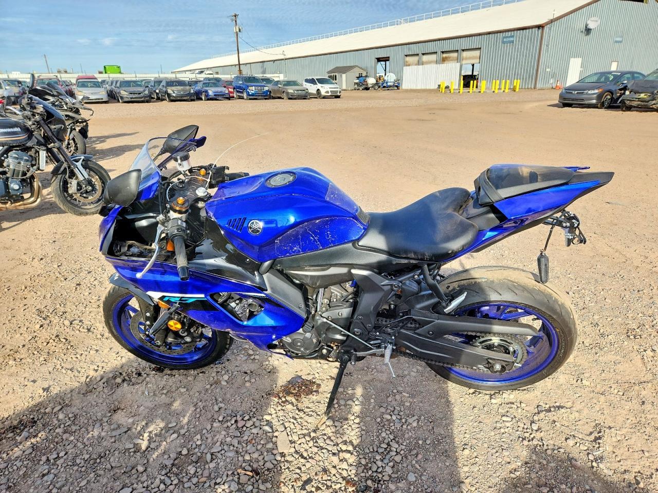 2025 Yama YZFR7