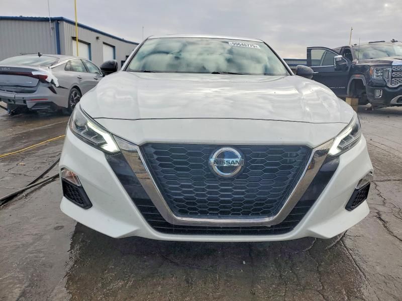 2019 Nissan Altima sr