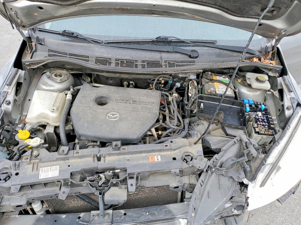 2014 Mazda 5 Sport