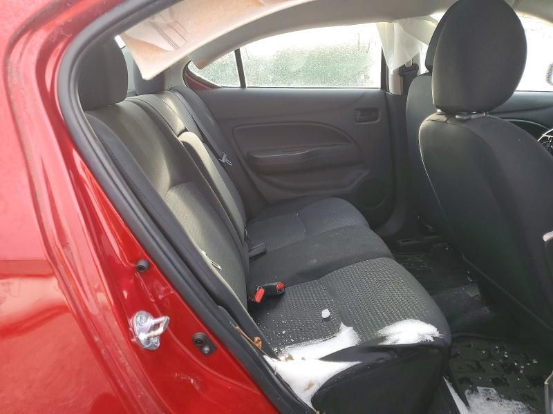 2024 Mitsubishi Mirage G4 es