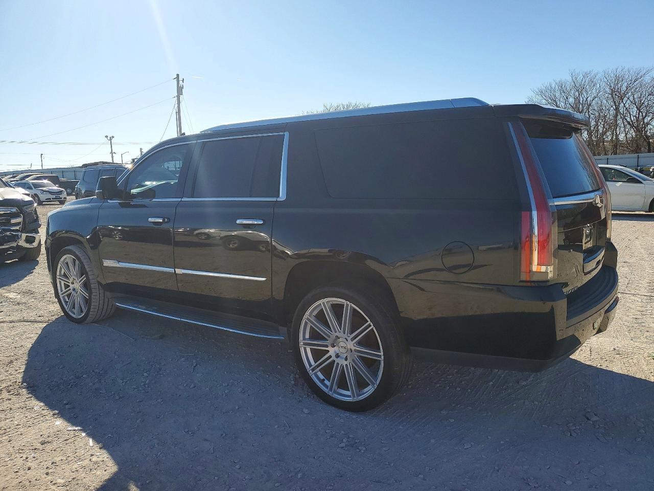 2016 Cadillac Escalade esv Luxury