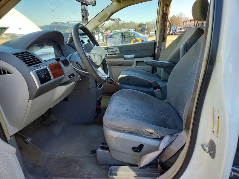 2008 Chrysler Town & Country Touring