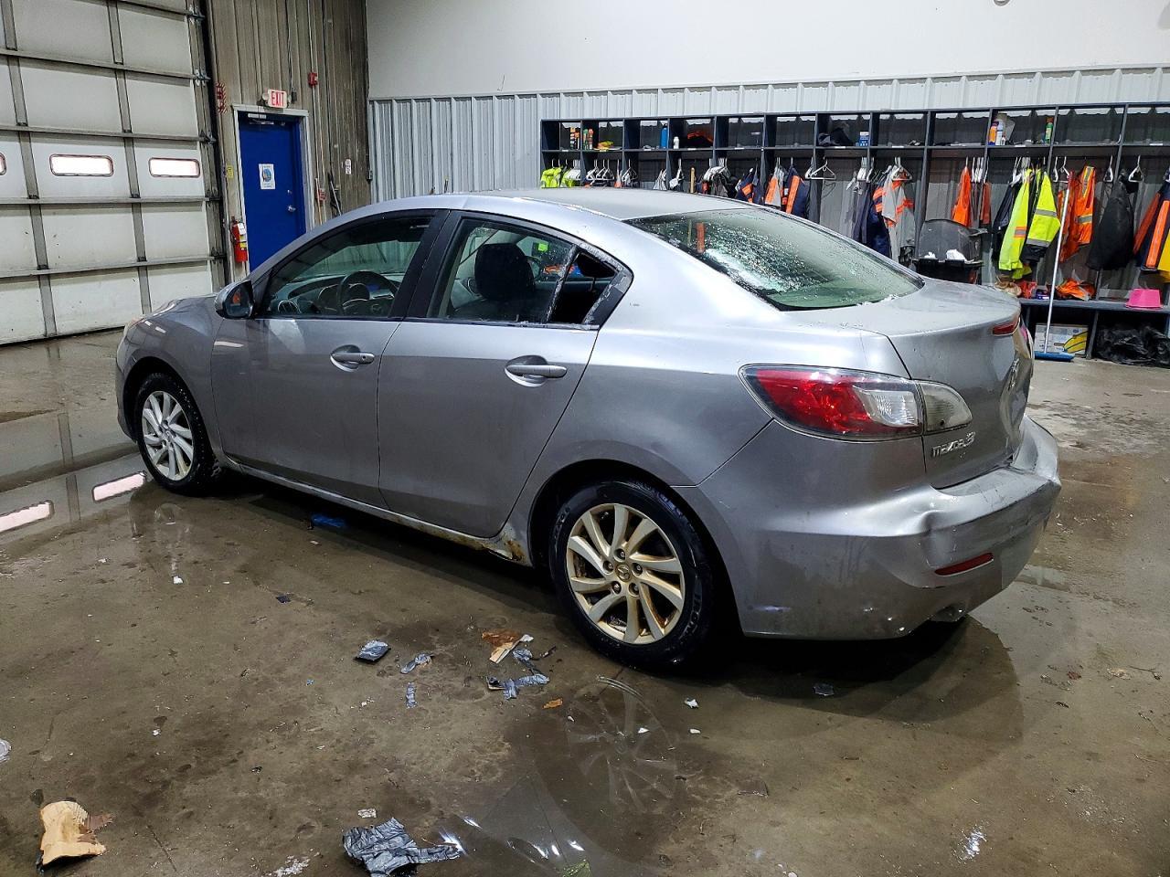 2012 Mazda 3 I