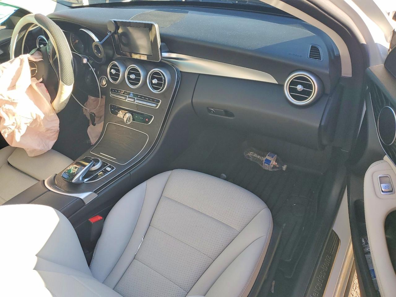 2016 Mercedes-Benz C300