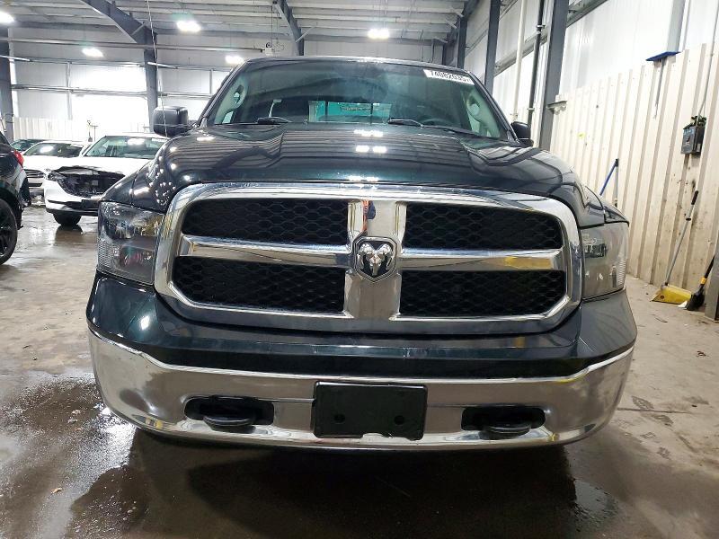 2017 Dodge Ram 1500 slt