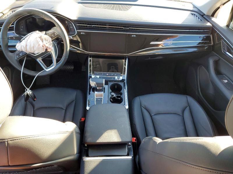 2023 Audi Q7 Premium