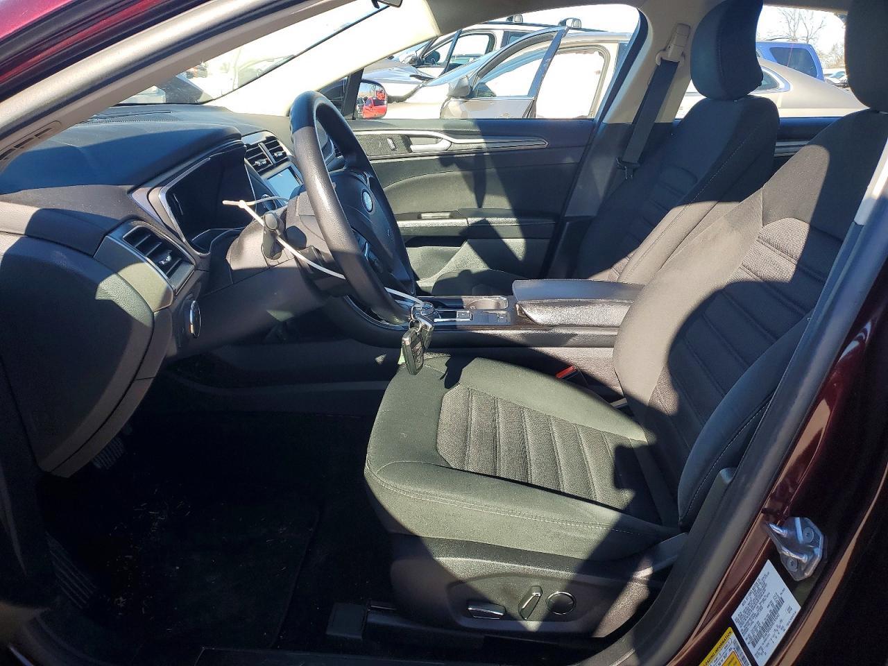 2017 Ford Fusion se