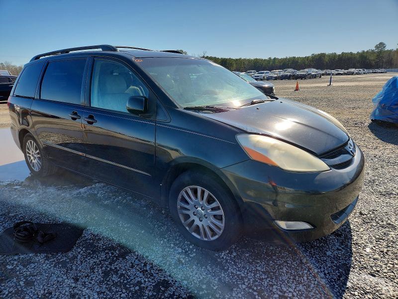 2010 Toyota Sienna xle