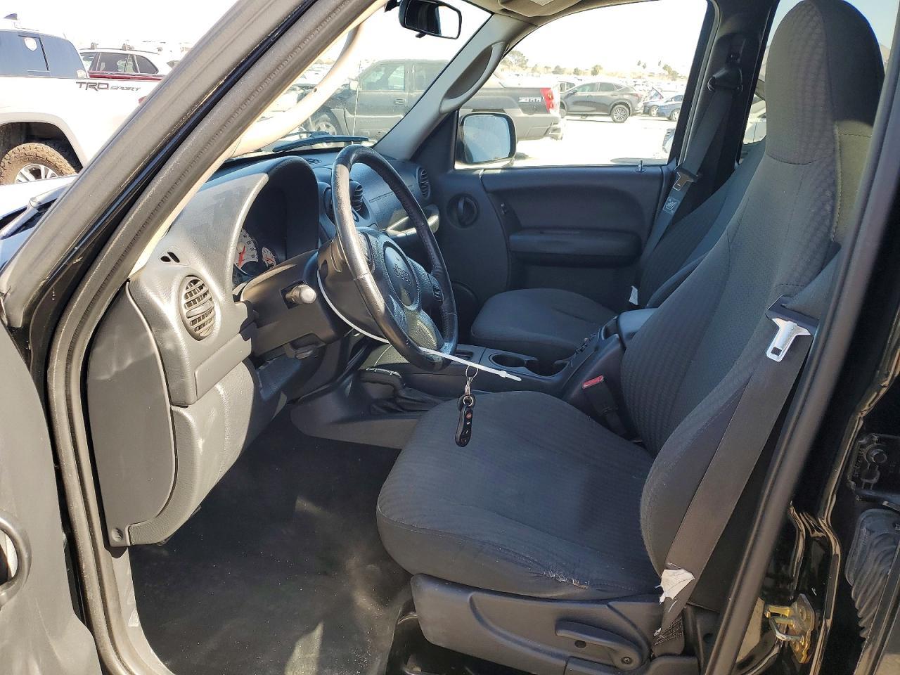 2004 Jeep Liberty Sport