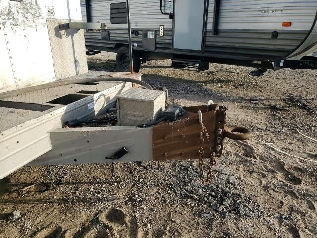 2000 Pelsue Fiber Optic Splicing Trailer