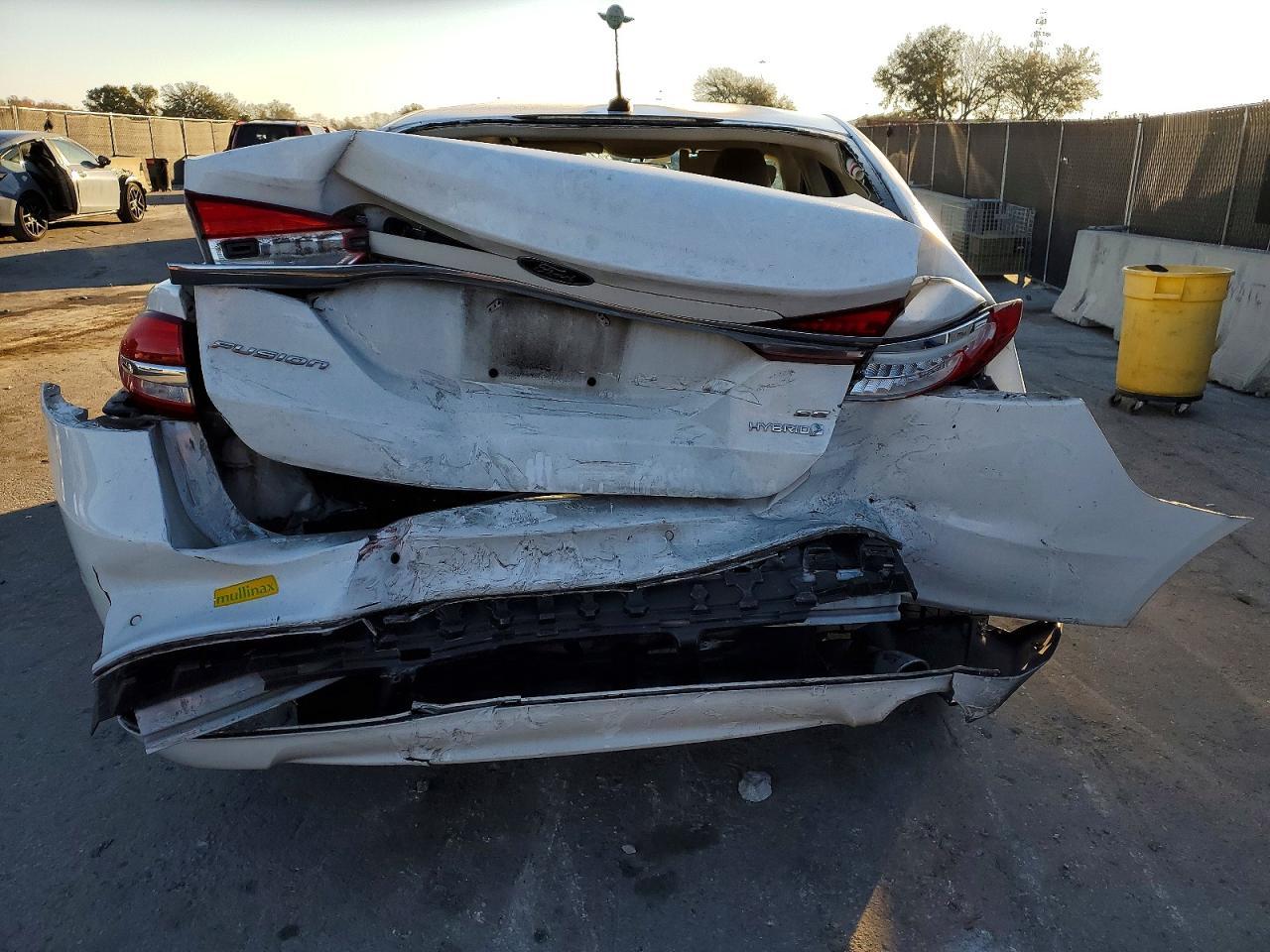 2017 Ford Fusion se Hybrid