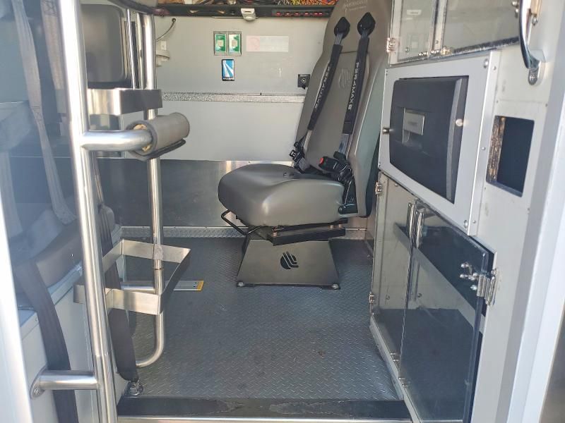 2022 Ford E450 Super Duty Ambulance