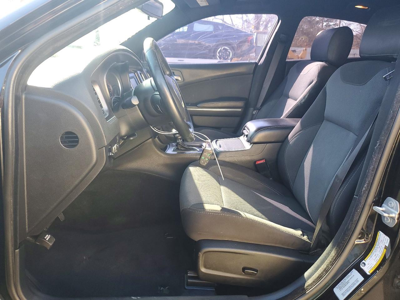 2015 Dodge Charger se