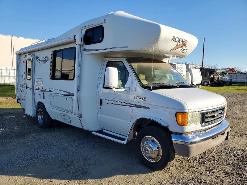 2004 Ford Econoline E450 Super Duty Cutaway van