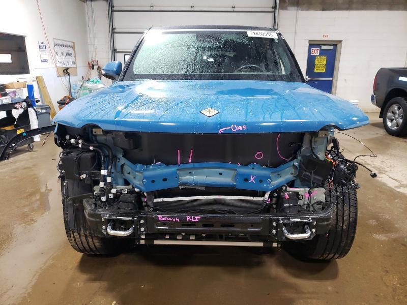 2023 Rivian R1S Adventure