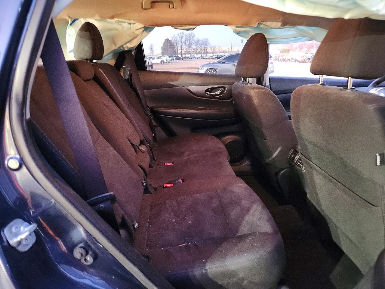 2015 Nissan Rogue s