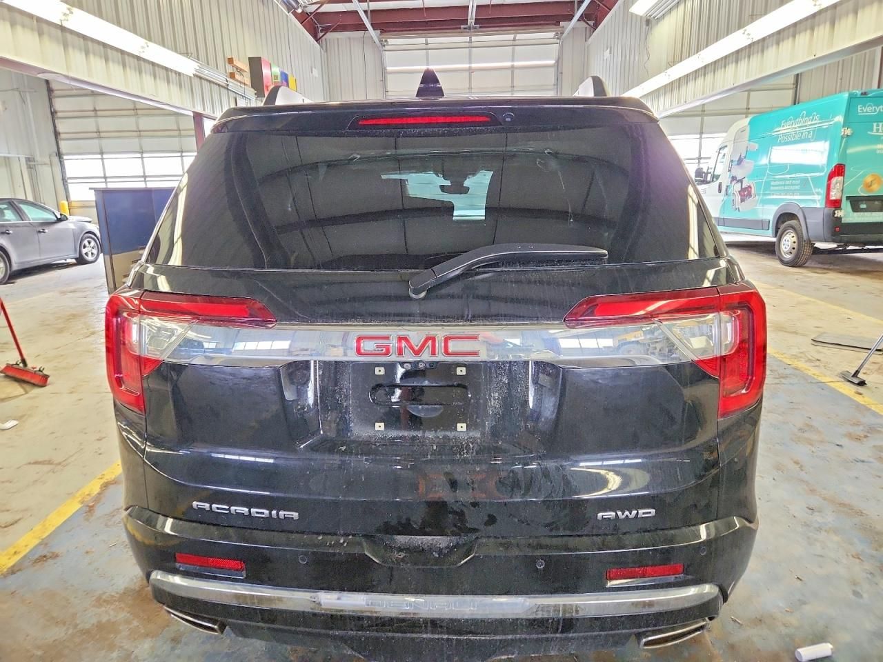2020 GMC Acadia Denali