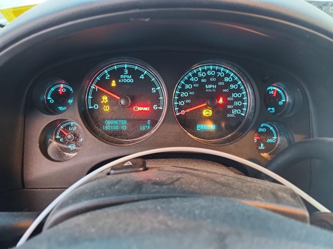 2013 Chevrolet Avalanche ls