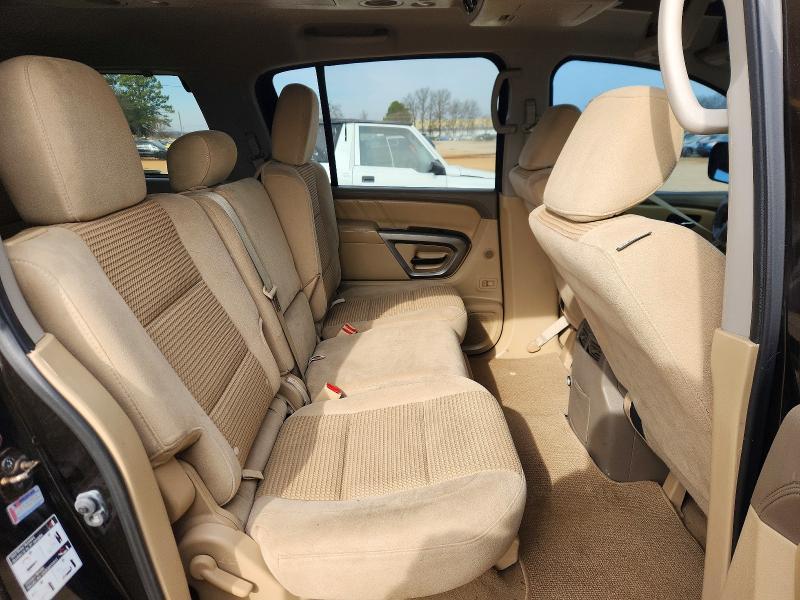 2015 Nissan Armada sv