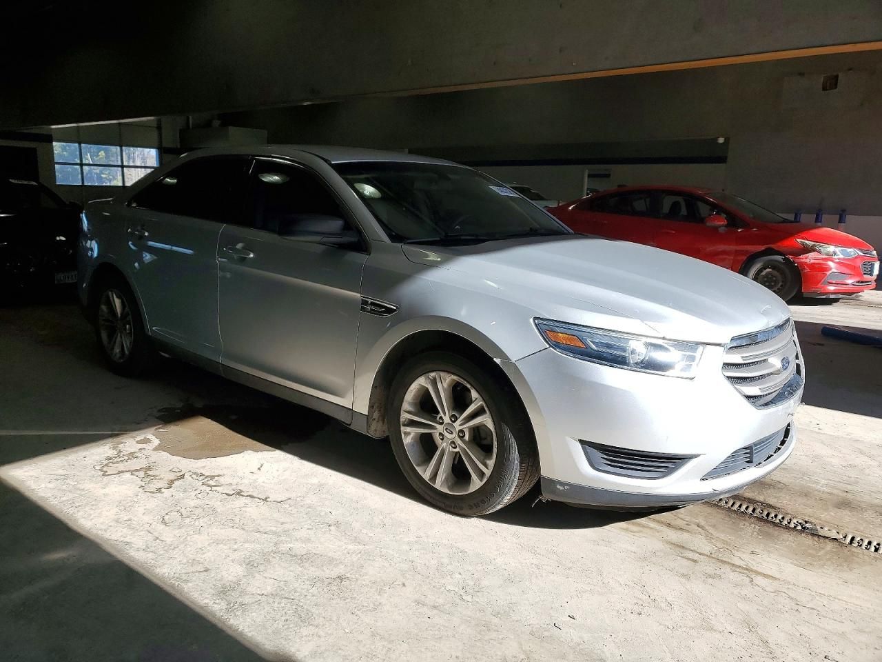 2016 Ford Taurus se