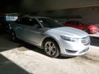 2016 Ford Taurus se